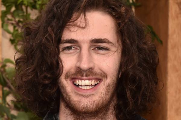 Hozier goes straight to Number 1 in US ... ‘Can’t put it into words’