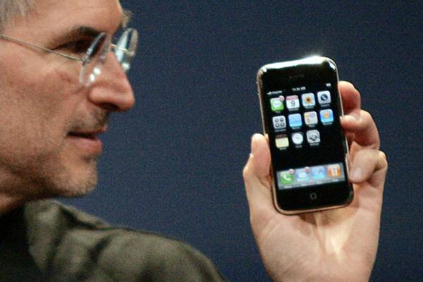 How a grudge inspired the birth of the iPhone 10 years ago