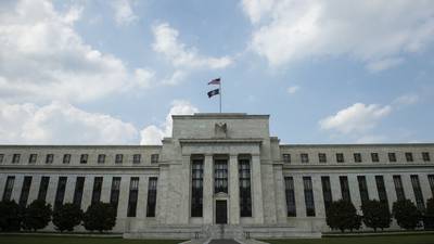 Fed defends gradual approach to interest rate hikes