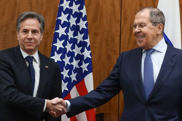 US agrees to respond to Russian demands during Geneva talks