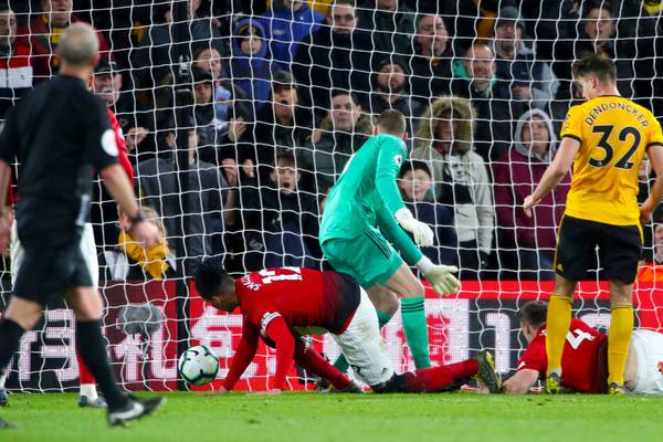Wolves prey on Man United errors on another magical Molineux night