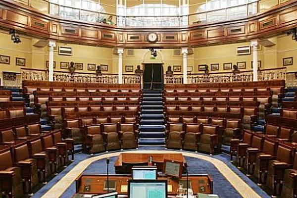 Four Fianna Fáil TDs apologise for role in voting controversy