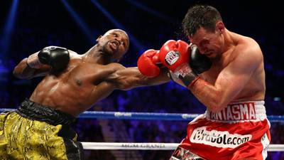 Mayweather untroubled on the way to Guerrero win
