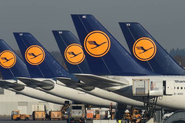 Lufthansa swings to first Q1 profit since 2008