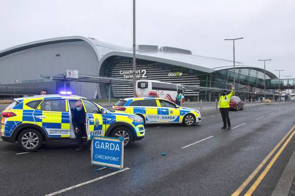 Gardaí issue fines to 150 for house parties and to 280 non-essential air passengers