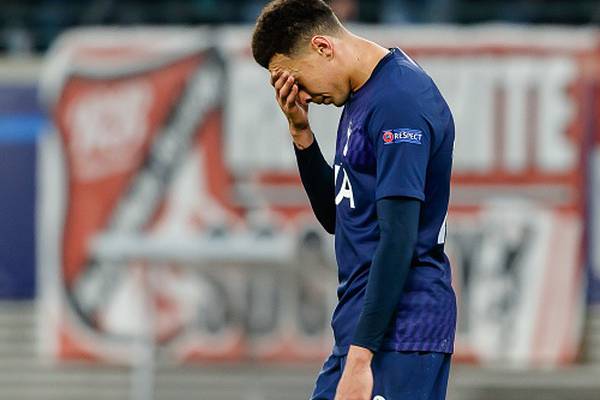 Dele Alli held at knifepoint and injured during robbery