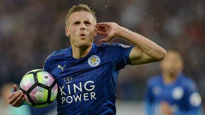 Jamie Vardy gets his first of the season as Leicester  open win account
