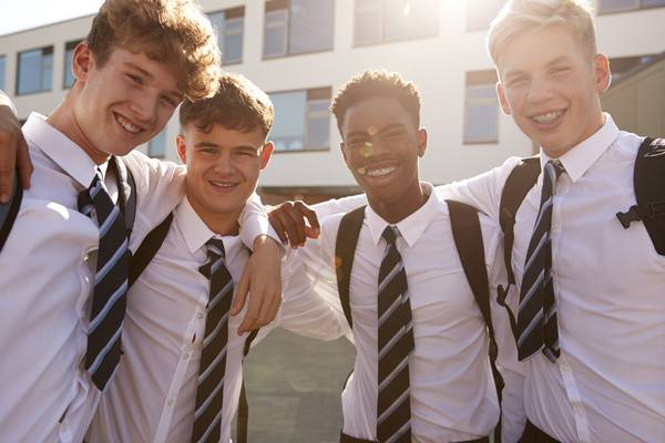 ‘I’m a 17-year-old boy with no female friends, how do I change that?’