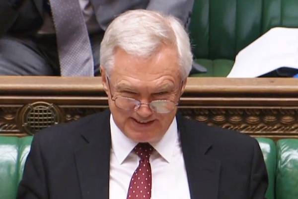 Transitional deal keeping UK in EEA ‘worst of possible worlds’, says Davis