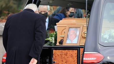 Former colleagues and business figures attend Sean FitzPatrick’s funeral