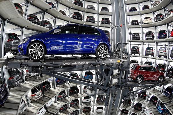 Volkswagen calls crisis meeting to discuss EU cartel inquiry