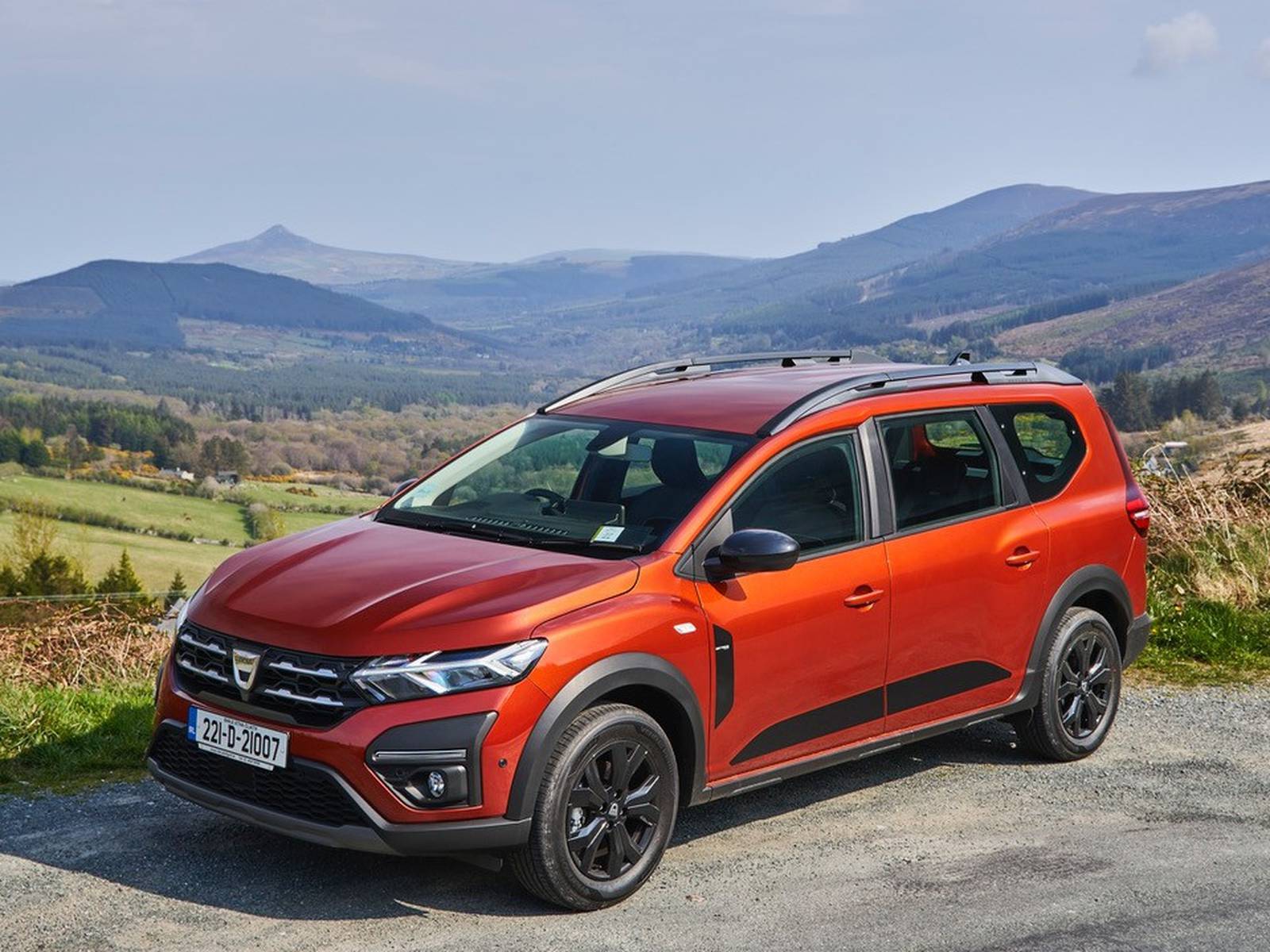 Dacia Jogger: Seven-seat SUV coming from budget Renault brand