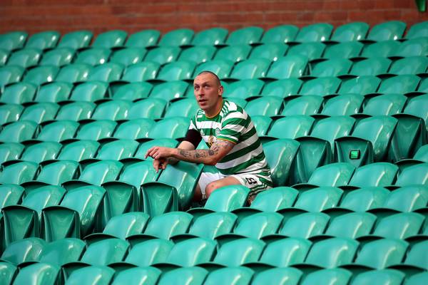 Scott Brown bids farewell as Celtic thrash St Johnstone 4-0