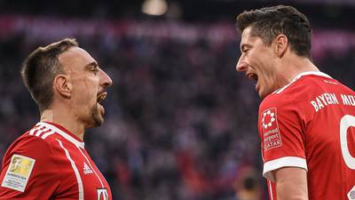 Lewandowski scores hat-trick as Bayern Munich hit Dortmund for six