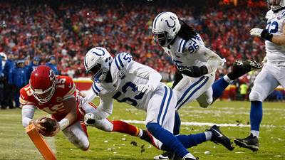 Chiefs end playoff drought at home, burying the Colts