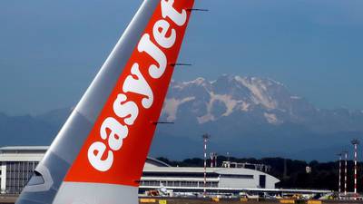 Ryanair gets caught in Easyjet’s Brexit turbulence