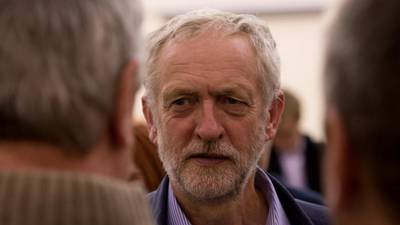 Labour leadership: Kendall attacks Corbyn as voting closes