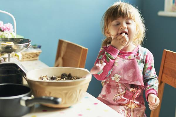 Ways to get children to eat healthy food