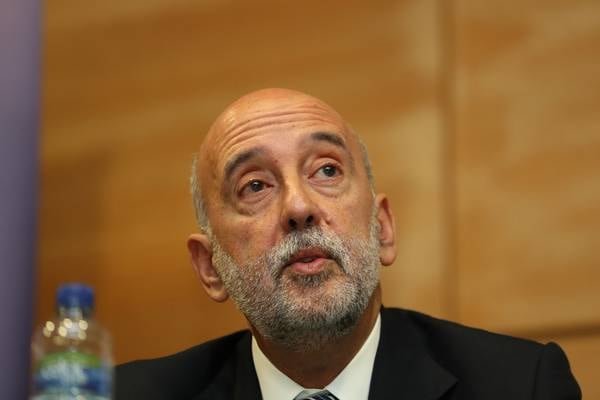 Makhlouf warns against budget giveaway in letter to Chambers 