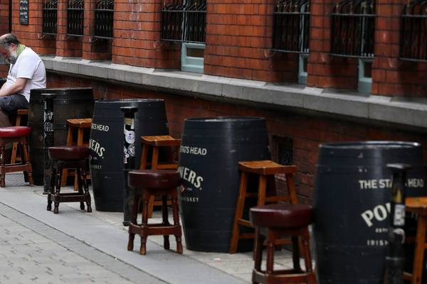 Level 3 a ‘closure order’ for pubs and restaurants