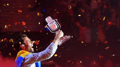 Eurovision: Sweden’s  Måns Zelmerlöw wins in Vienna