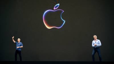 Apple enters the AI arms race with new operating system