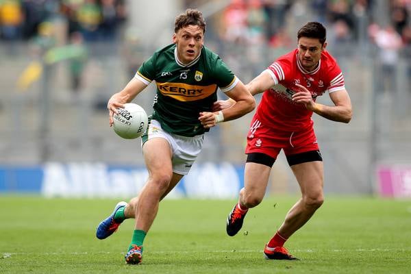 All-Ireland quarter-final: Kerry pull away from Derry in scrappy contest
