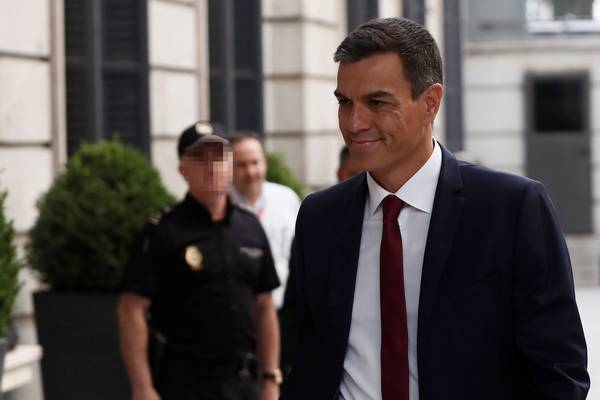 Spanish PM threatens legal action over plagiarism claims