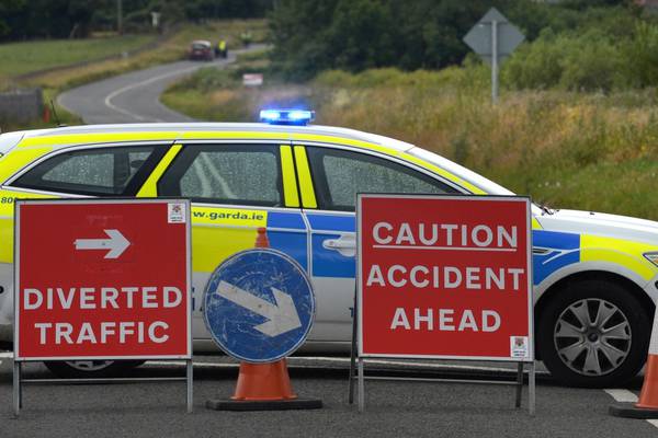 Motorcyclist dies after hitting pole in Co Westmeath