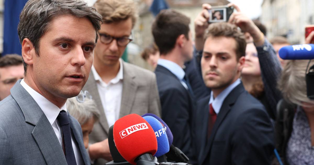 Премьер-министр Франции: ультраправого большинства можно избежать — The Irish Times