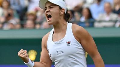 Ashleigh Barty beats Barbora Krejcikova to set up first Wimbledon quarter-final