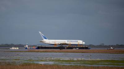 Plane sailing: Boeing 767 travels up Shannon to new home