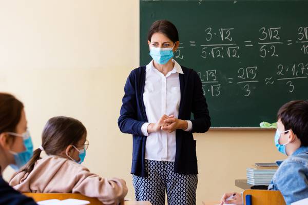 Omicron spike: Teachers entitled to medical-grade face masks