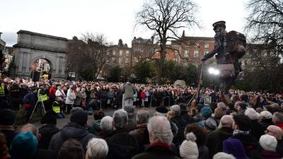 Crowds turn out to bid farewell to Haunting Solider statue