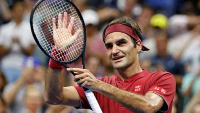 Roger Federer gives serve-and-volley masterclass in the heat