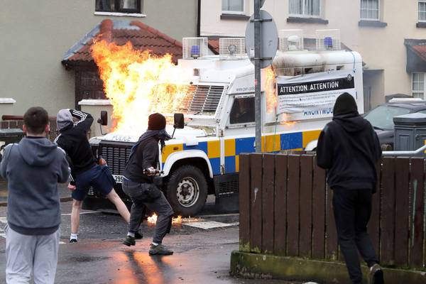 Police attacked with petrol bombs at dissident parade in Derry