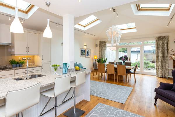 Space, character and light in D6 for €1.25m