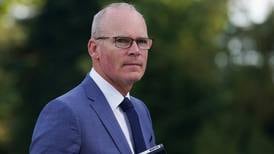 Simon Coveney to stand down from Cabinet 