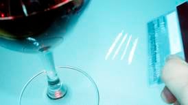 People with alcohol problems increasingly combining drink and cocaine, HRB says