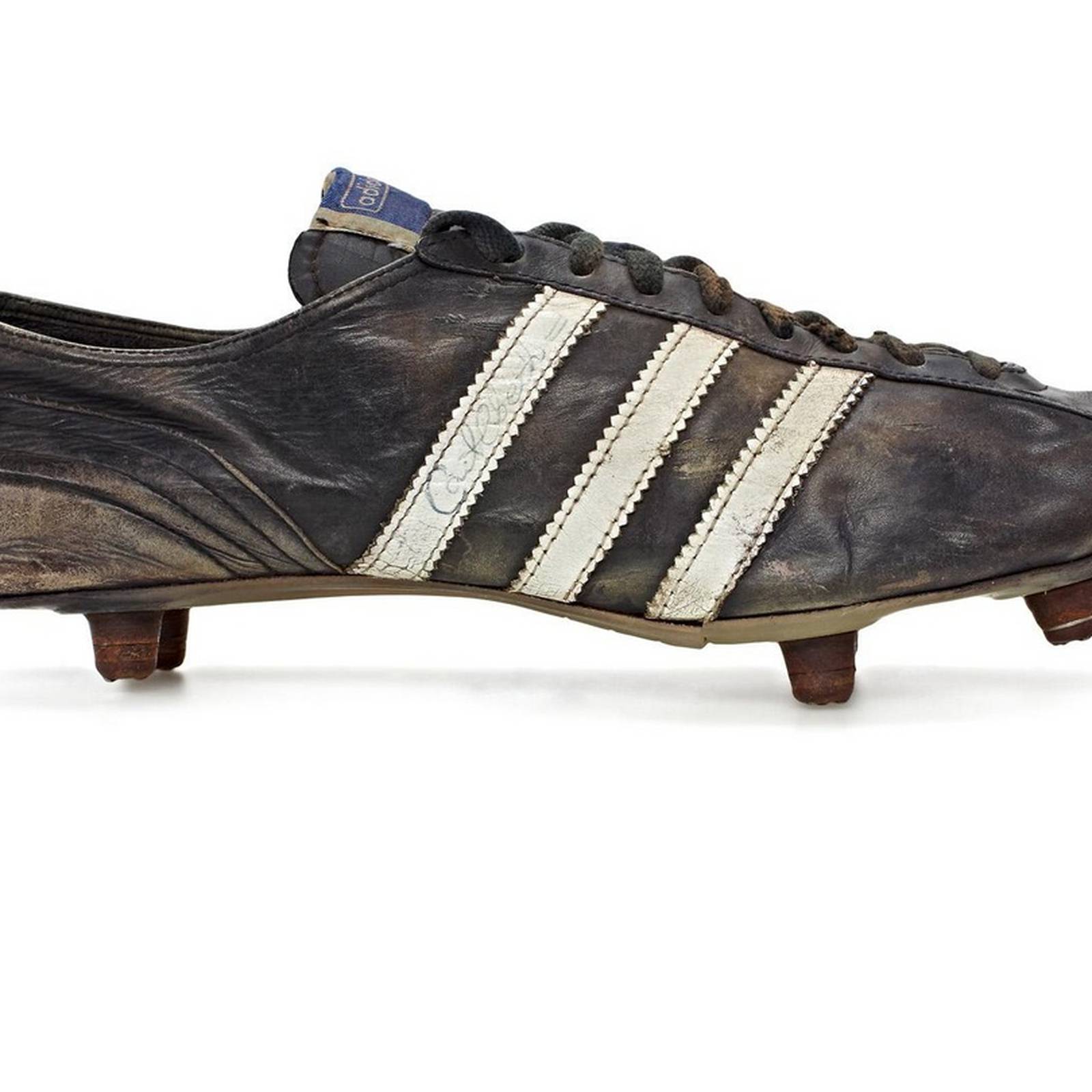 Over instelling Monetair Verdeel Design Moment: Adidas football boot, 1953 – The Irish Times