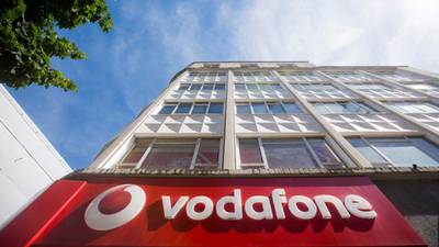 Vodafone faces pressure to raise $10bn Kabel bid