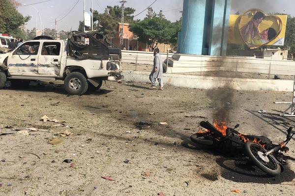 Separate bomb attacks kill almost 30 in Pakistan