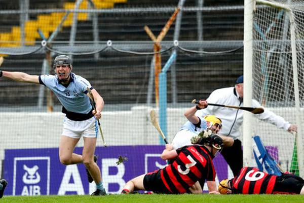Na Piarsaigh hold off Ballygunner to claim Munster crown