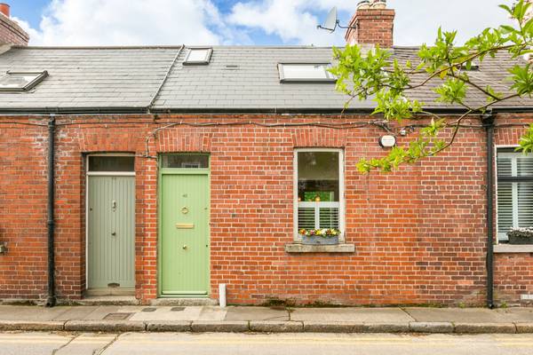 Artisan cottage in Ranelagh for €525,000