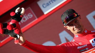 Nicolas Roche takes leader’s red jersey at Vuelta a España