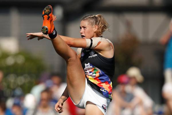 Tayla Harris photo: When trolls turn on an athlete, we should stand up for her, not give in