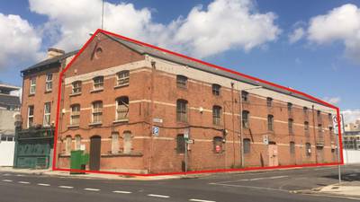 €3.9m for warehouse