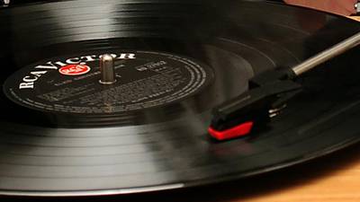 Vinyl countdown: Records get their own chart in Britain