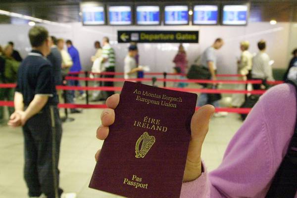 No passport machines at Dublin Airport until late autumn
