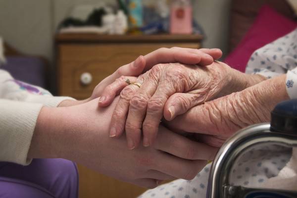 Hiqa calls for talks to begin on reopening nursing homes to visitors